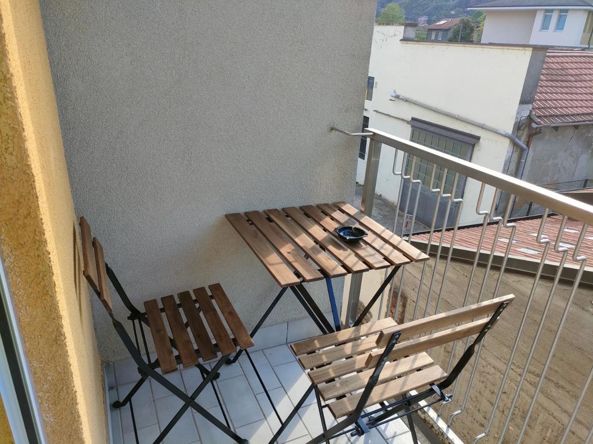 Casa Sally Леза Экстерьер фото